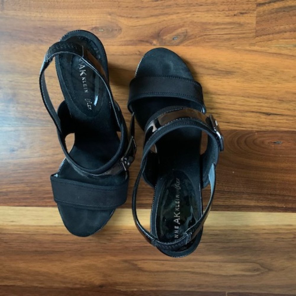 Anne Klein iflex black dress sandals